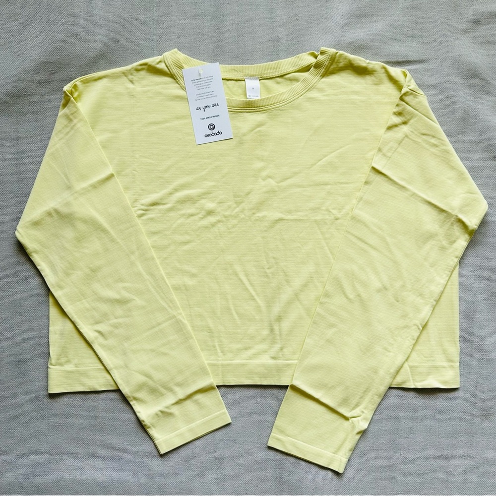 A By Avocado Seamless Crop Long Sleeve Shirt - Picture 2 of 4